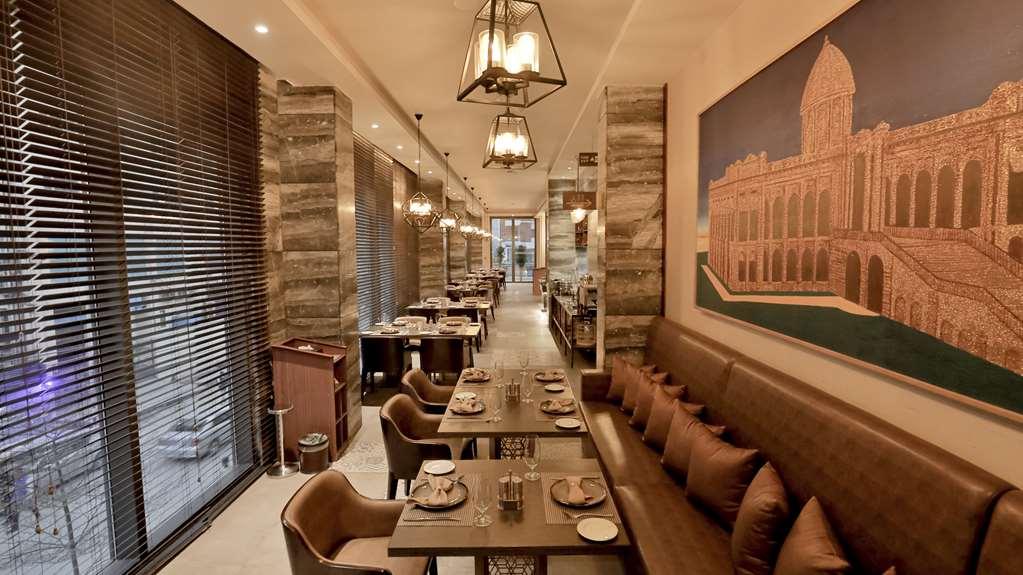 Best Western Plus Maya - Luxury Collection Hotel Ντάκα Εστιατόριο φωτογραφία