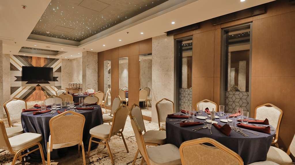 Best Western Plus Maya - Luxury Collection Hotel Ντάκα Ανέσεις φωτογραφία